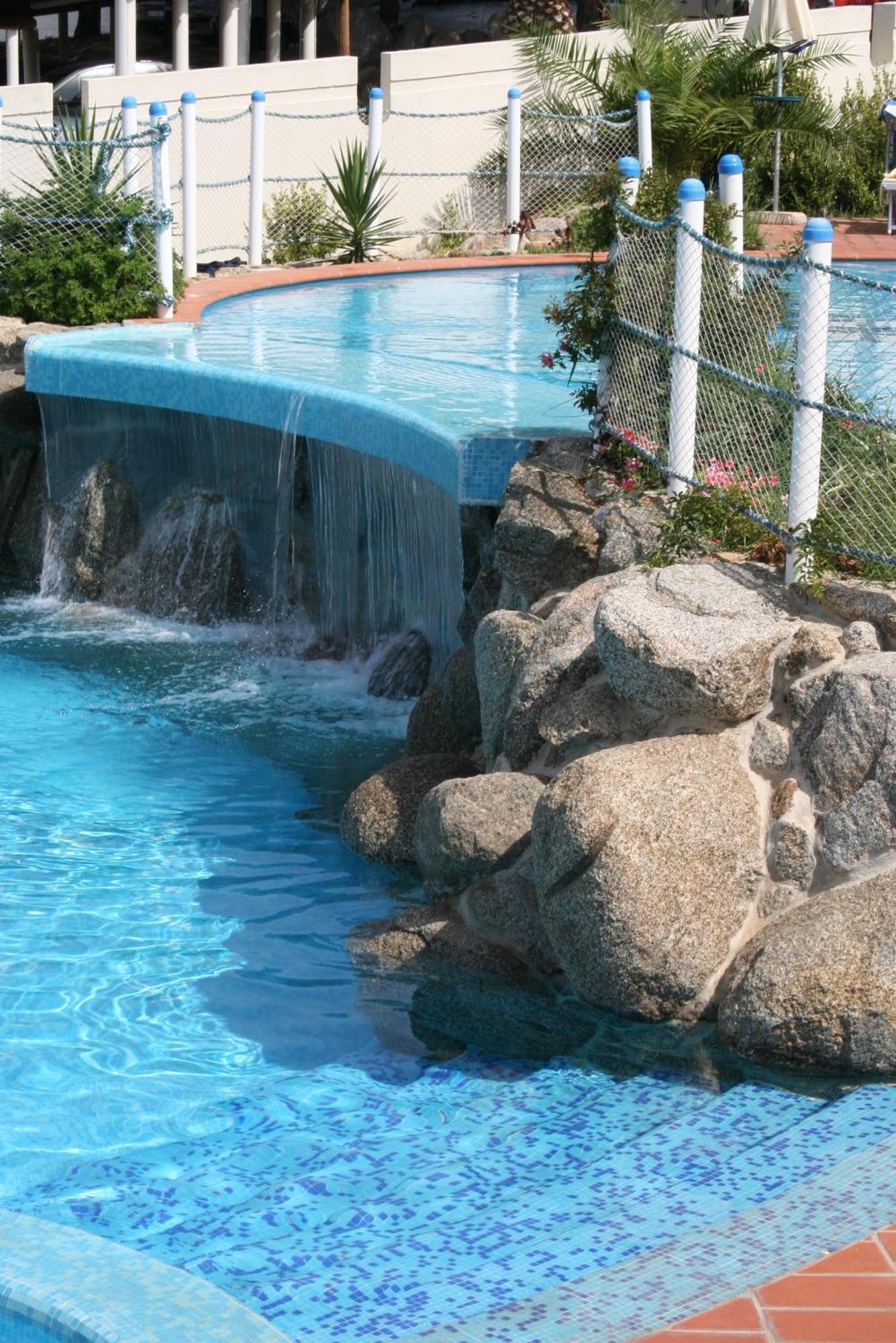 Hotel Scoglio Del Leone Zambrone Exteriör bild